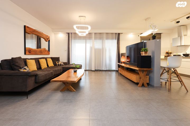 דירה, יפה נוף, כפר יונה