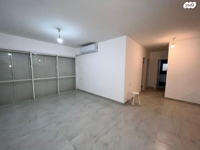 דירת גן, חלמיש, ערד