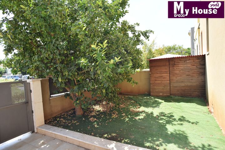 דו משפחתי, רשפים, גדרה