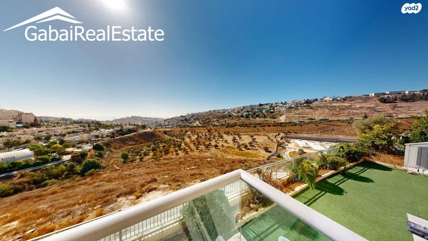 דירה, גרשון אבנר, ארמון הנציב, תלפיות מזרח, ירושלים