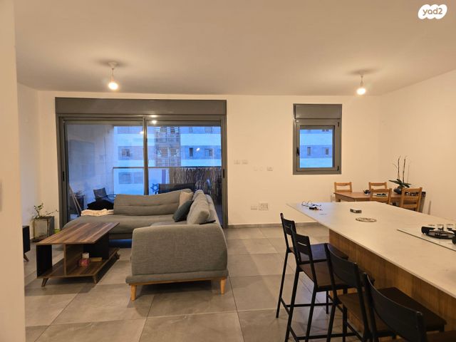 דירה, קרית אונו