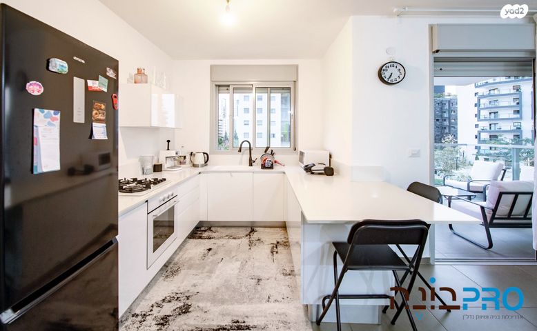 דירה, חיים חפר, הרקפות, ראשון לציון