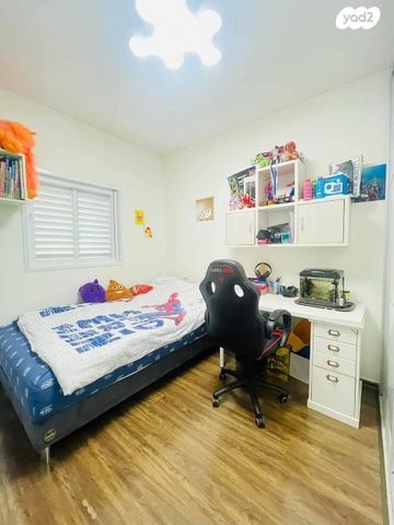 דירה, משעול ענבר, בן גוריון, חולון