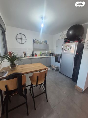 דירה, שולמית אלוני, נחלת יהודה, ראשון לציון