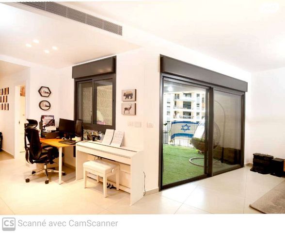 דירה, יוסף בורג, קרית הלאום, ירושלים