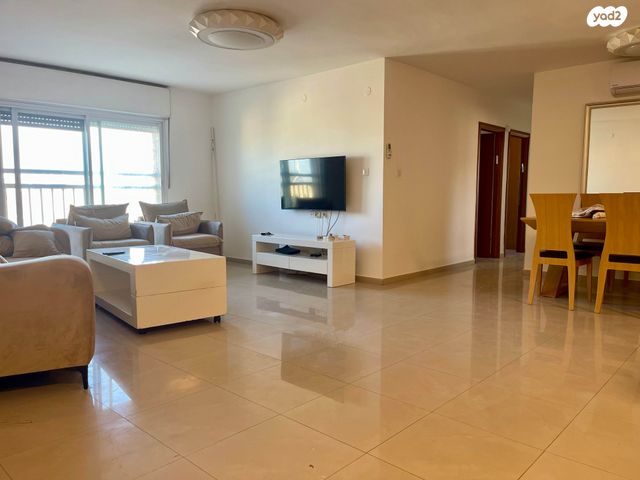 דירה, מאיר גרשון, פסגת זאב, ירושלים