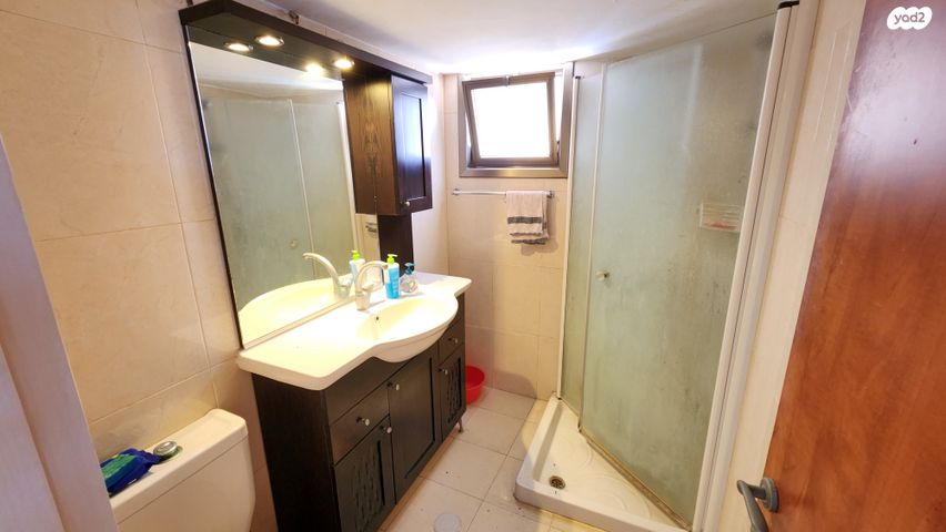 דירה, ז'בוטינסקי, עצמאות יוספטל, בת ים