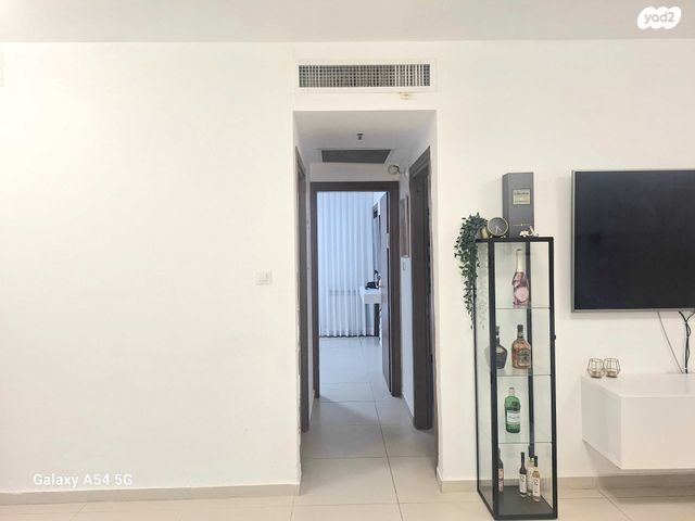 דירה, אברהם פררה 1, הולילנד, ירושלים