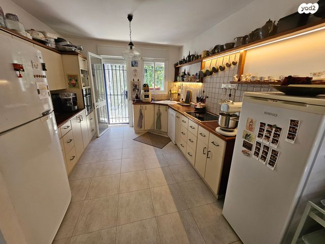 דו משפחתי, נטפים, צור הדסה