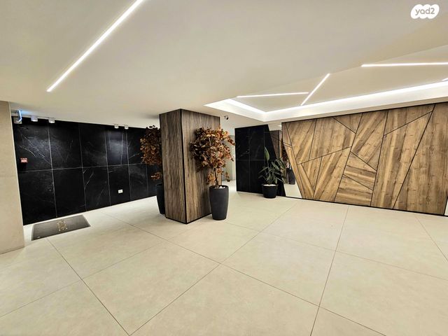 דירה, יהושוע אזולאי, נווה שרון / שער העיר, נתיבות