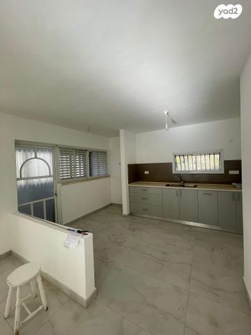 דירת גן, חלמיש, ערד