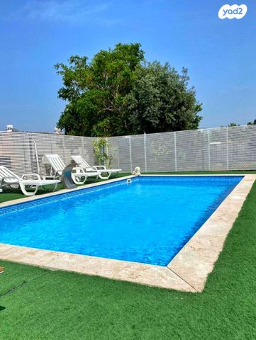 דו משפחתי, טבריה