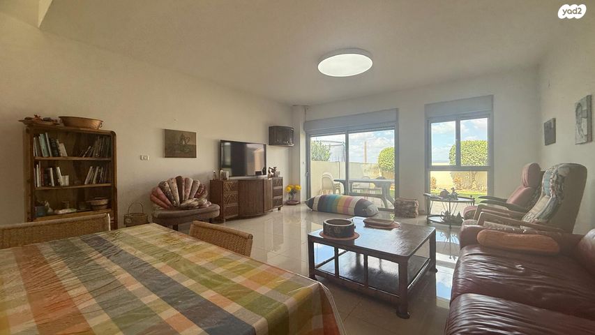 דו משפחתי, חיבת ציון, עפולה