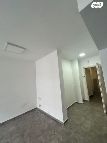 דירה, שדרות הרב עובדיה יוסף, אחיסמך, לוד