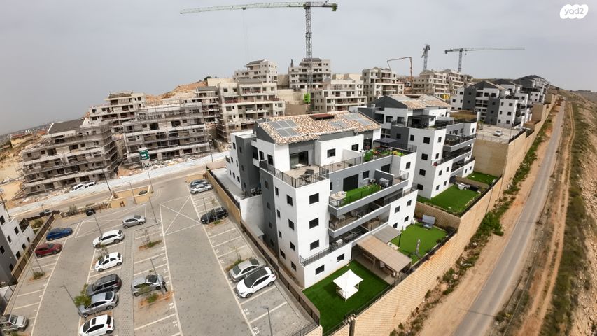 גג/ פנטהאוז