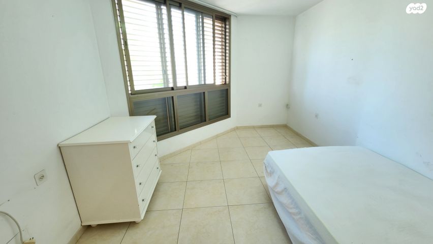 דירה, ז'בוטינסקי, עצמאות יוספטל, בת ים