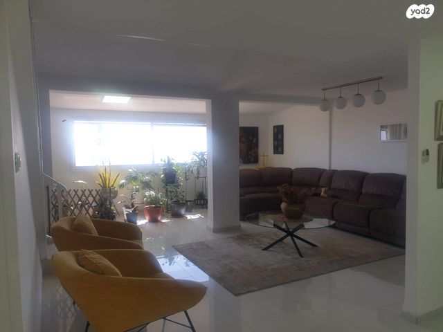 דירת גן, נוף הגולן 9, נוף הכנרת, צפת