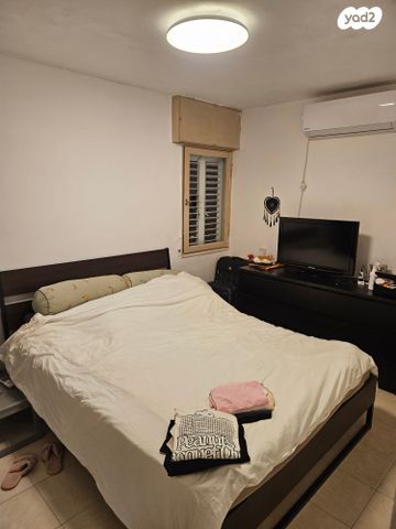 דירה, יהודה הלוי, רמב"ם, ראשון לציון