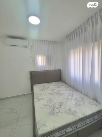 דירה, אסף שמחוני, העיר העתיקה, רמב"ם, דרום, באר שבע