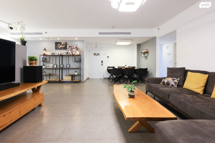 דירה, יפה נוף, כפר יונה