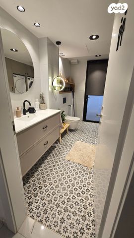 דירת גן, בית אריה / עופרים