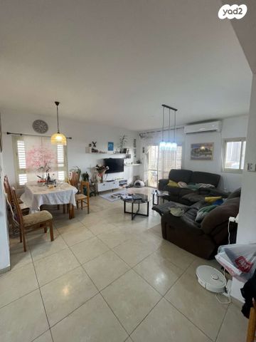 שדרות תל חי 38