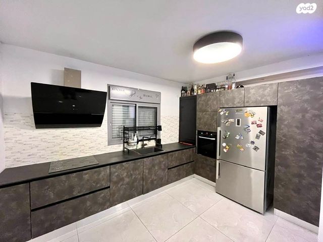 דירת גן, שדרות וייצמן, מוצקין הותיקה, קרית מוצקין