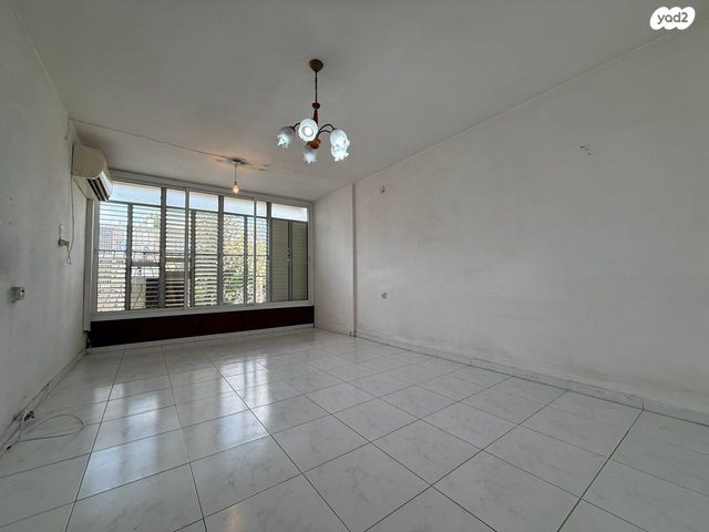 דירה, עין יהב, ג'סי כהן, חולון