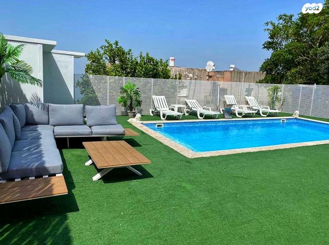 דו משפחתי, טבריה