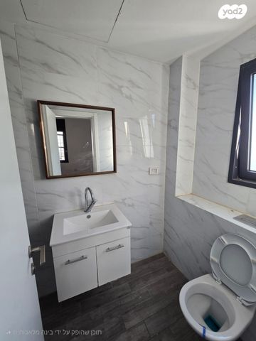 גג/ פנטהאוז, נחל ירקון, כרמי גת, קרית גת