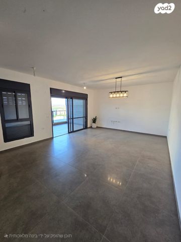 גג/ פנטהאוז, נחל ירקון, כרמי גת, קרית גת