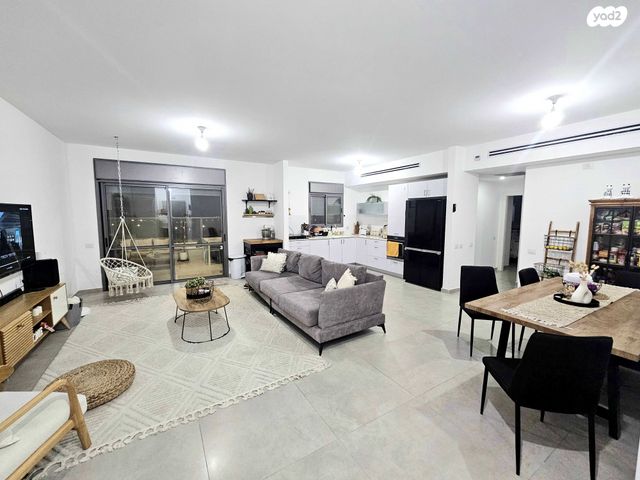 יהושוע אזולאי 