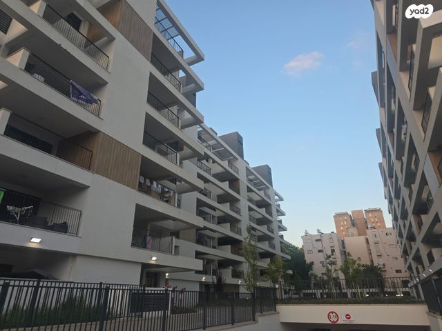 דירה, קרית אונו