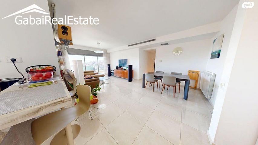 דירה, גרשון אבנר, ארמון הנציב, תלפיות מזרח, ירושלים