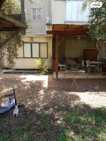 דירת גן, אפיקים