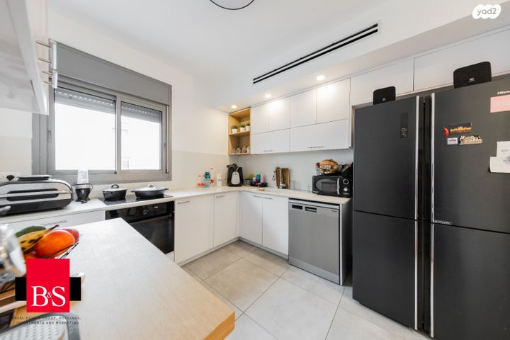 דירה, הרב נריה 3, קרית השרון, נתניה