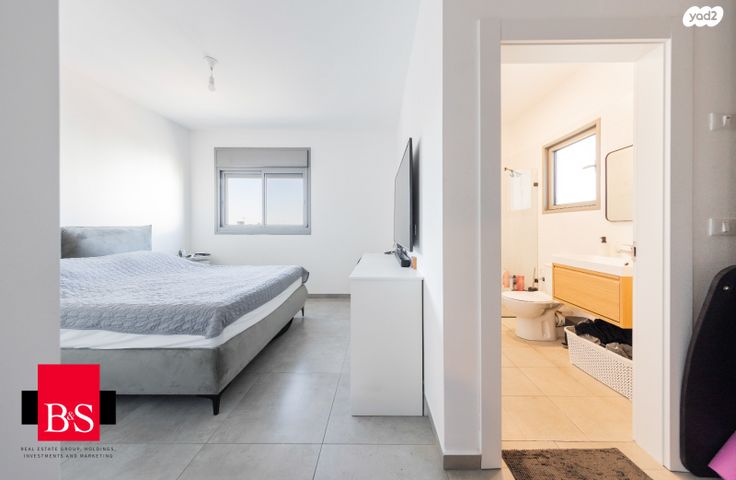 דירה, הרב נריה 3, קרית השרון, נתניה