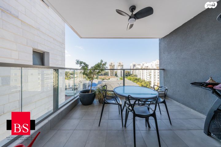 דירה, הרב נריה 3, קרית השרון, נתניה