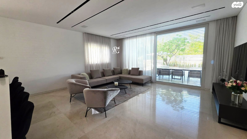 בית פרטי/ קוטג', סביון