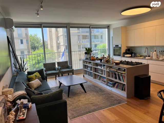 נווה אביבים