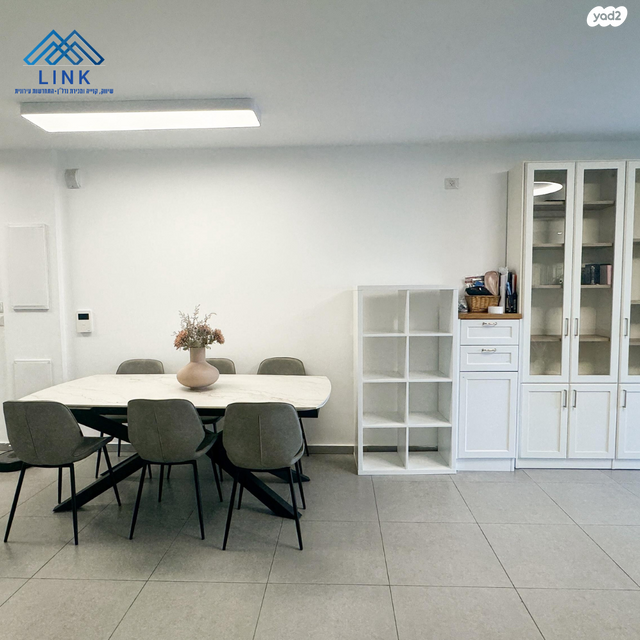 דירה, הגל, החותרים, טירת כרמל