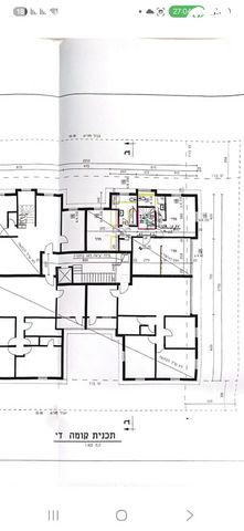 טריפלקס, האורגים 18, בת ים