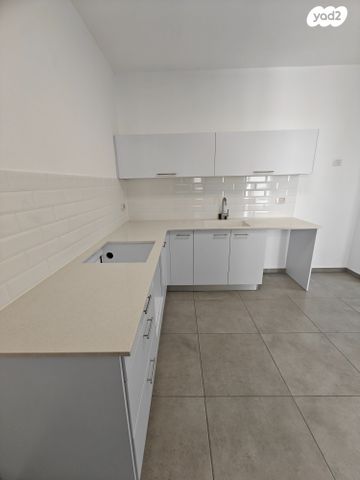 דירה, שדרות הרב משה שמואל שפירא, פארק המושבה, באר יעקב