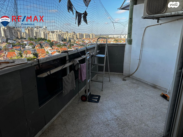 דירה, משה שרת 42, ברנע, אשקלון