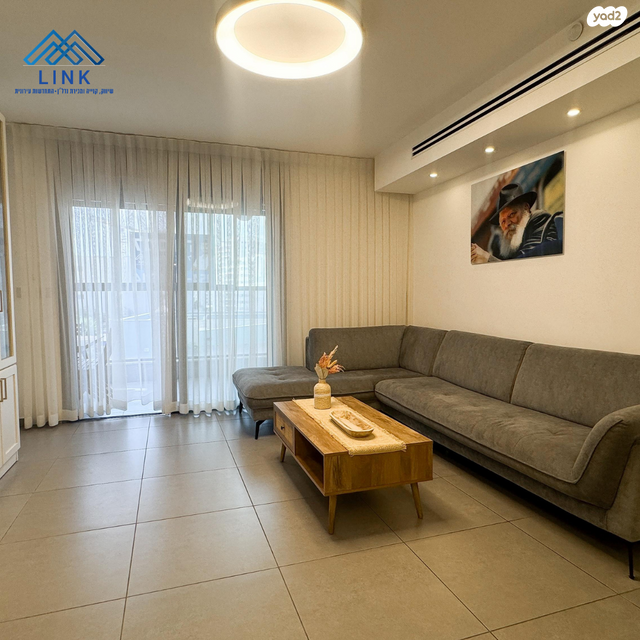 דירה, הגל, החותרים, טירת כרמל