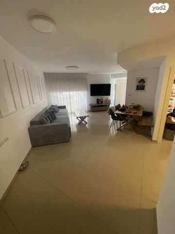 דירה, שביל חודשי השנה 7, נווה הדרים, אשקלון