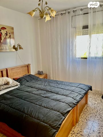 דירת גן, מעלות תרשיחא