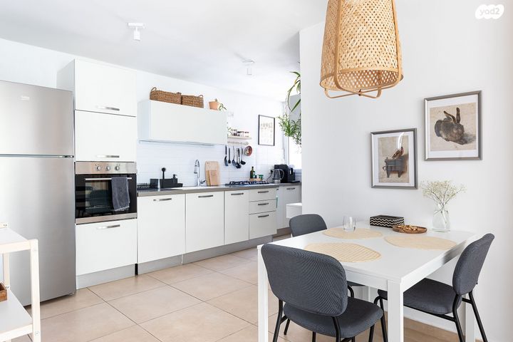 דירה, מרדכי אנילביץ', קרית ויצמן, רעננה