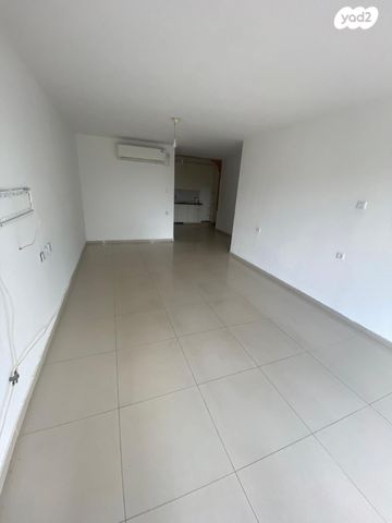 דירה, תל מונד