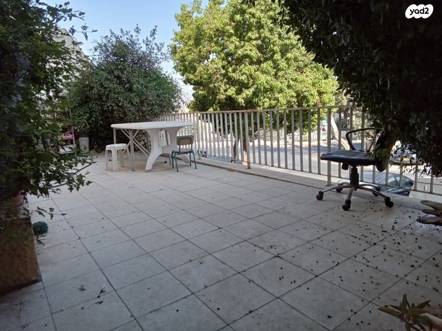 דירת גן, גדוד מכמש, פסגת זאב, ירושלים